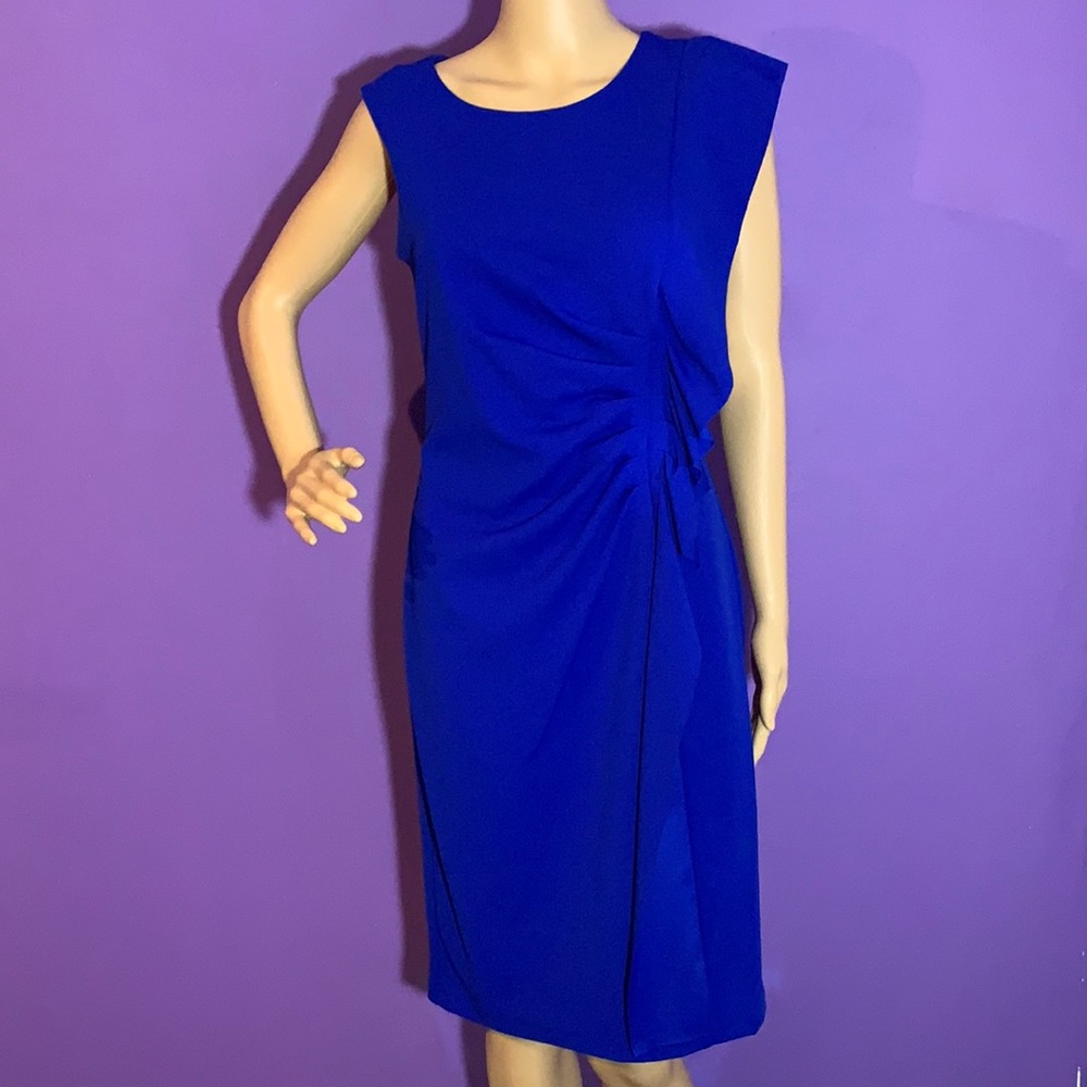 En Focus dress
